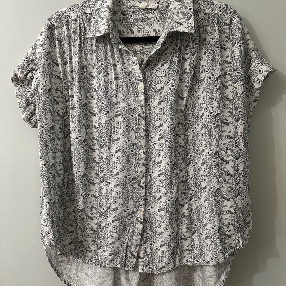 Jane and Delancey Tops - Jane and Delancey Black and White Floral Blouse